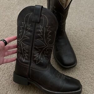 kids cowboy boots
